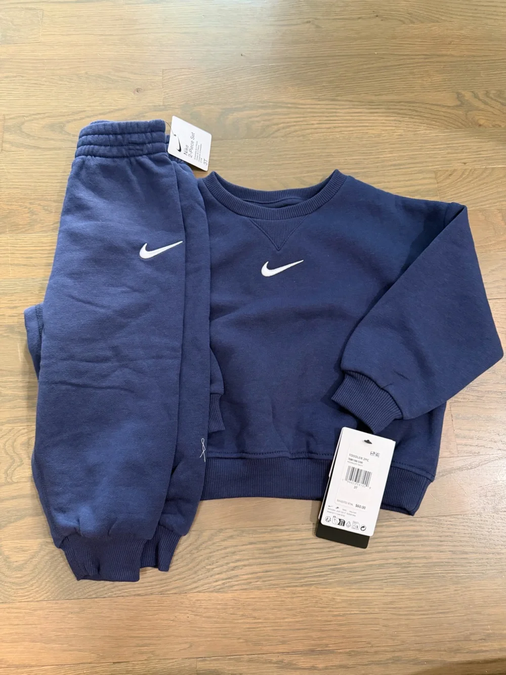 NWT Nike Kids Navy and White Swoosh Sweatshirt & Joggers Set size 3T
